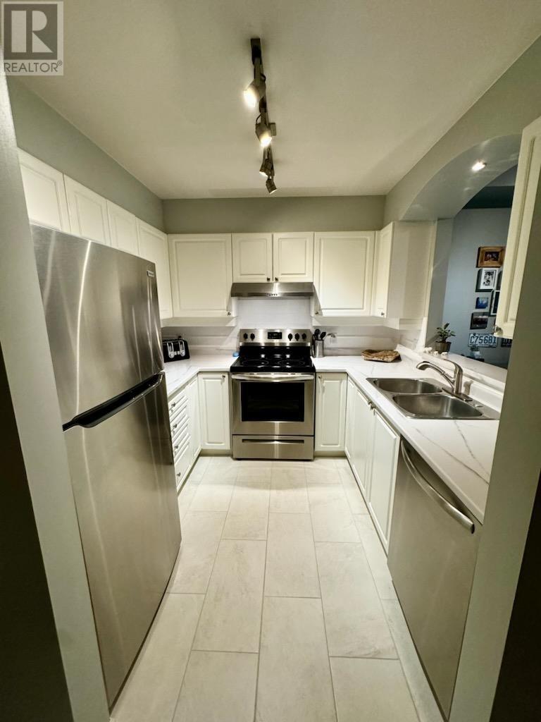 328 3600 Windcrest Drive, North Vancouver, British Columbia  V7G 2S5 - Photo 5 - R2984405