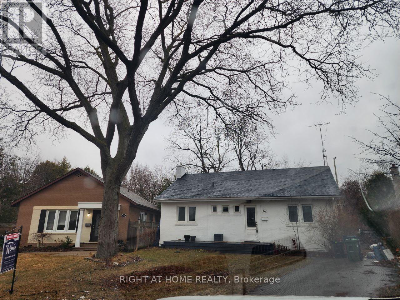 44 OVERTON CRESCENT, toronto (banbury-don mills), Ontario
