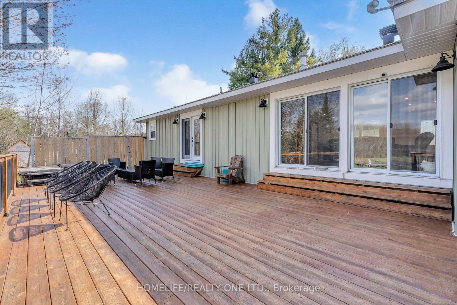 4055 Glenn Cedar Drive, Ramara, Ontario  L3V 6H7 - Photo 30 - S12054649