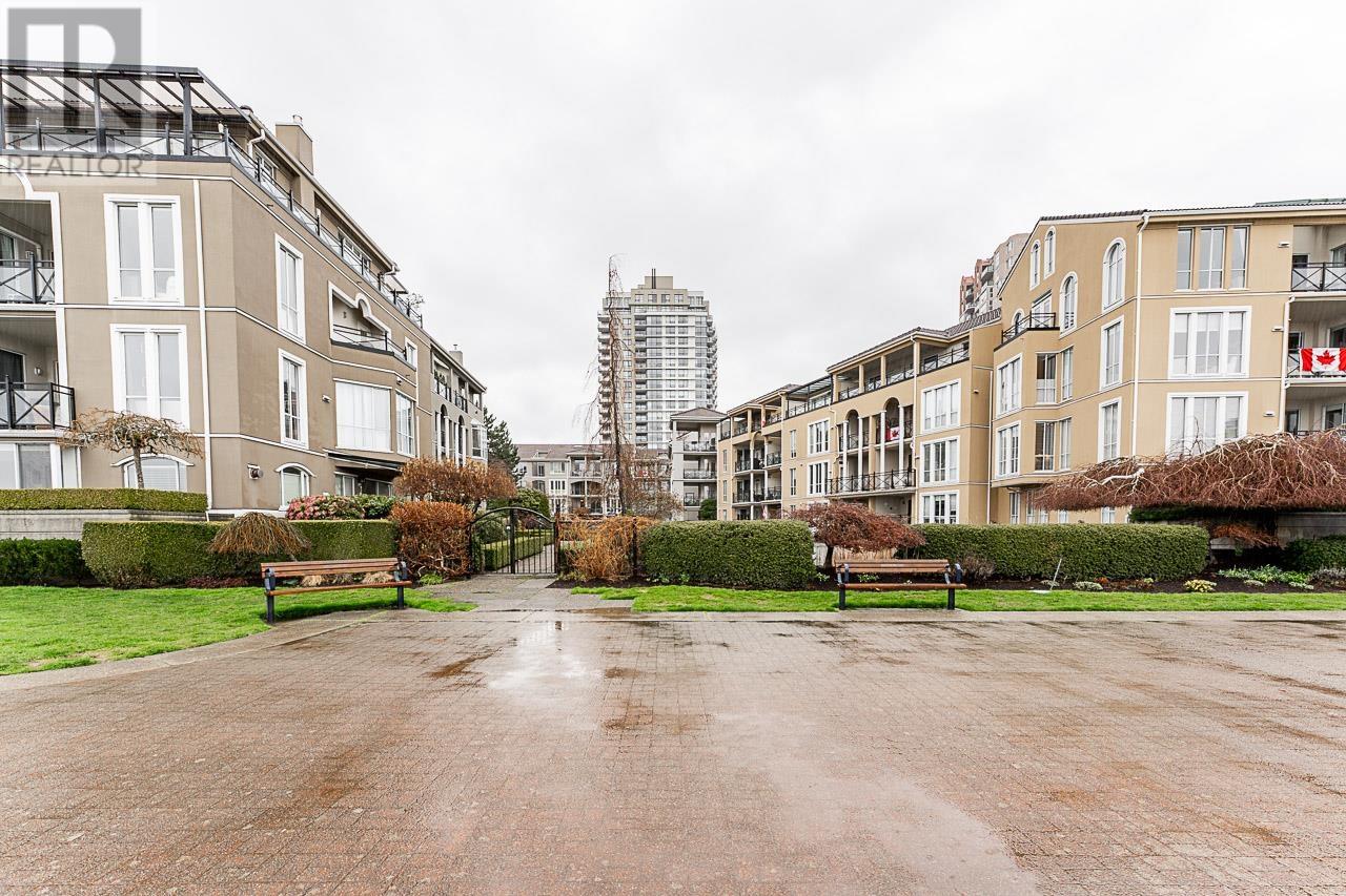 206 3 Renaissance Square, New Westminster, British Columbia  V3M 6K4 - Photo 32 - R2976617