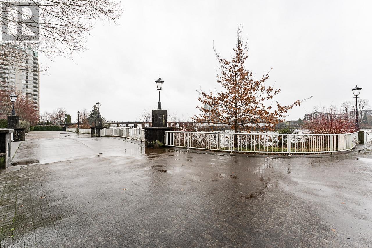 206 3 Renaissance Square, New Westminster, British Columbia  V3M 6K4 - Photo 30 - R2976617