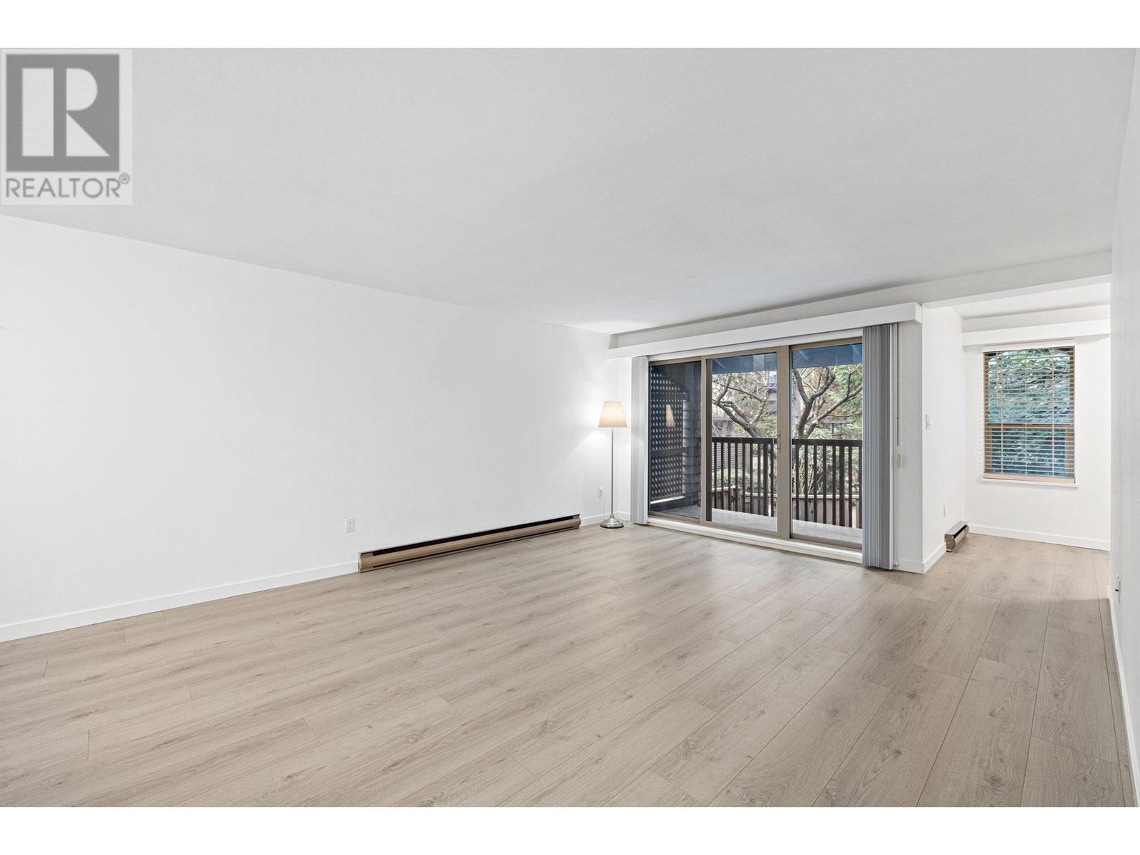 402 9857 Manchester Drive, Burnaby, British Columbia  V3N 4P5 - Photo 10 - R2984534