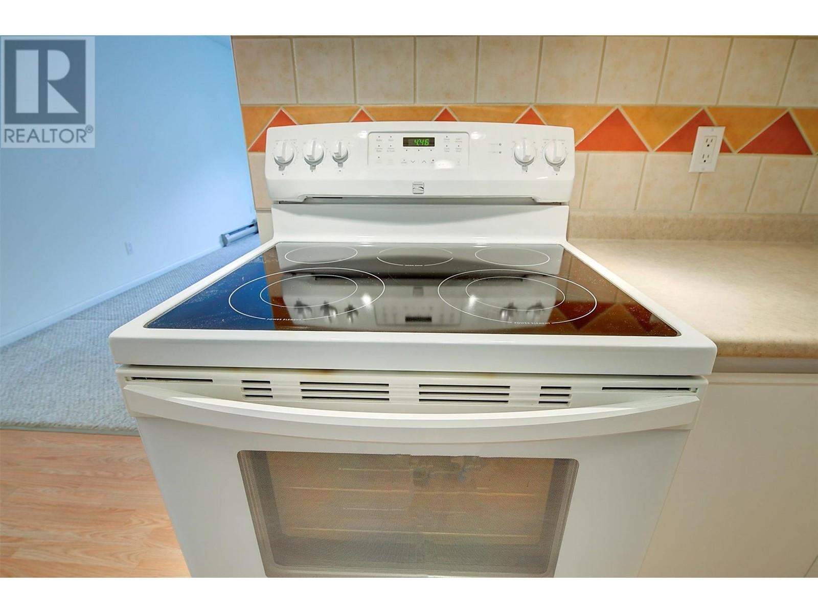 Property at 1056 Bernard Avenue Unit# 206 image 4