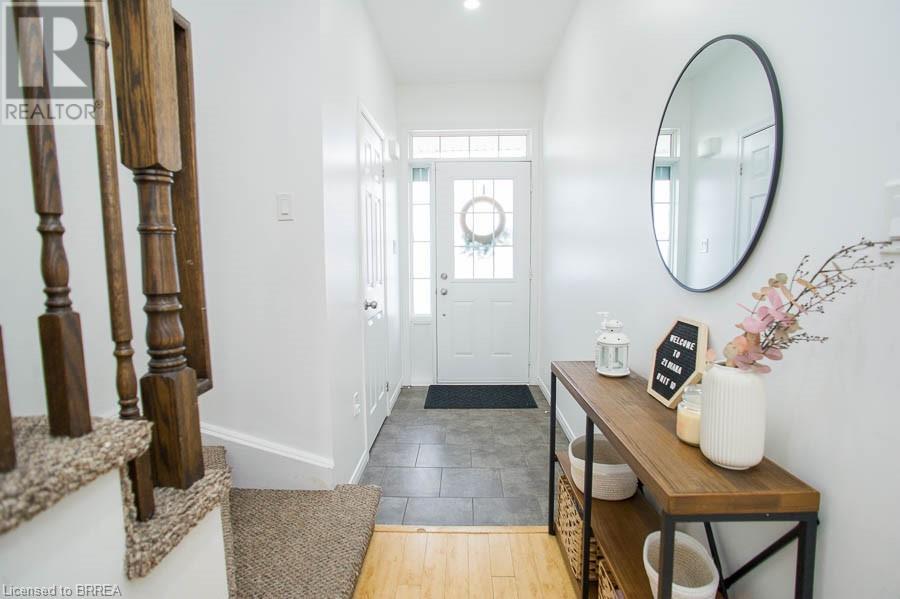 Property at 21 DIANA Avenue Unit# 10 image 4