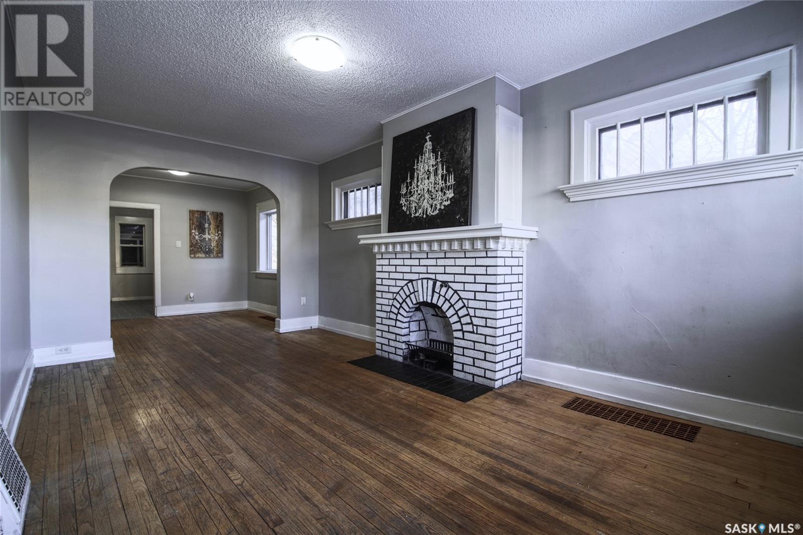 Property at 3235 Dewdney AVENUE image 3