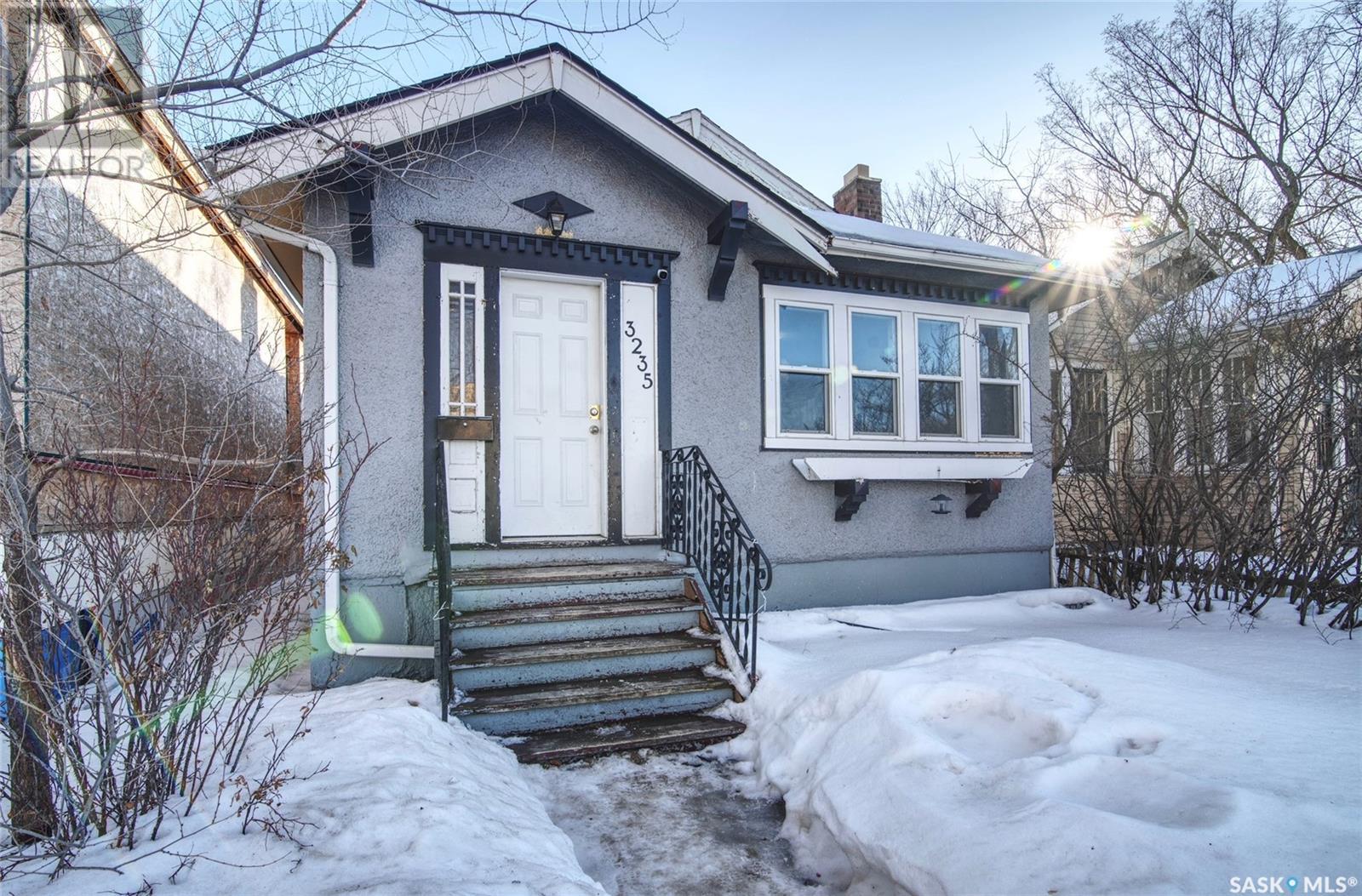 Property at 3235 Dewdney AVENUE image 5