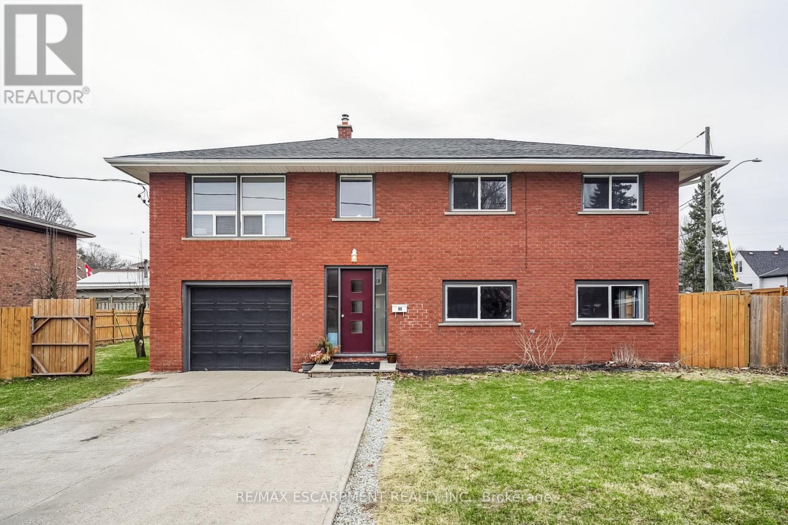 Lower Unit - 80 East Street, Cambridge, Ontario  N1R 4P3 - Photo 1 - X12054695