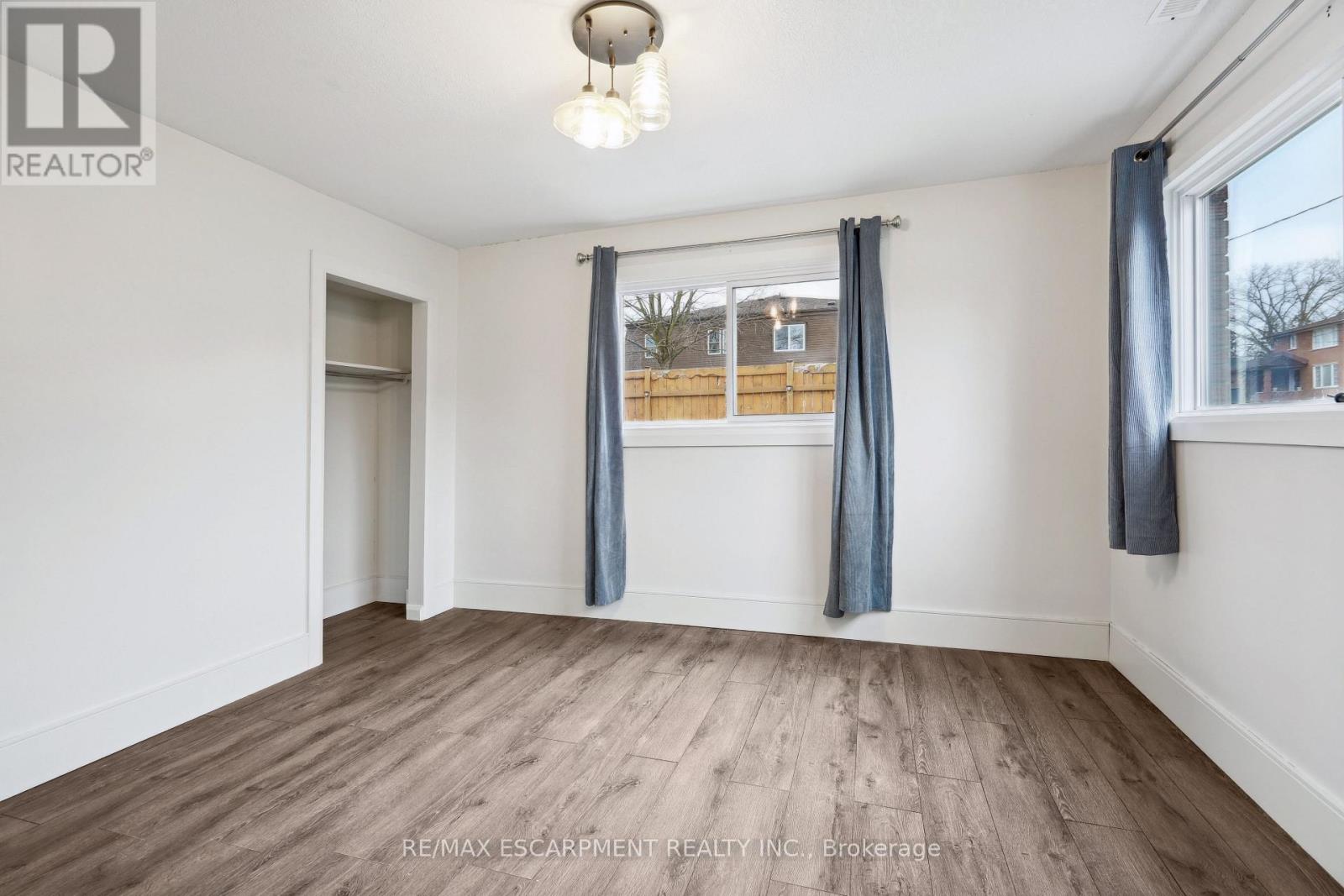 Lower Unit - 80 East Street, Cambridge, Ontario  N1R 4P3 - Photo 15 - X12054695