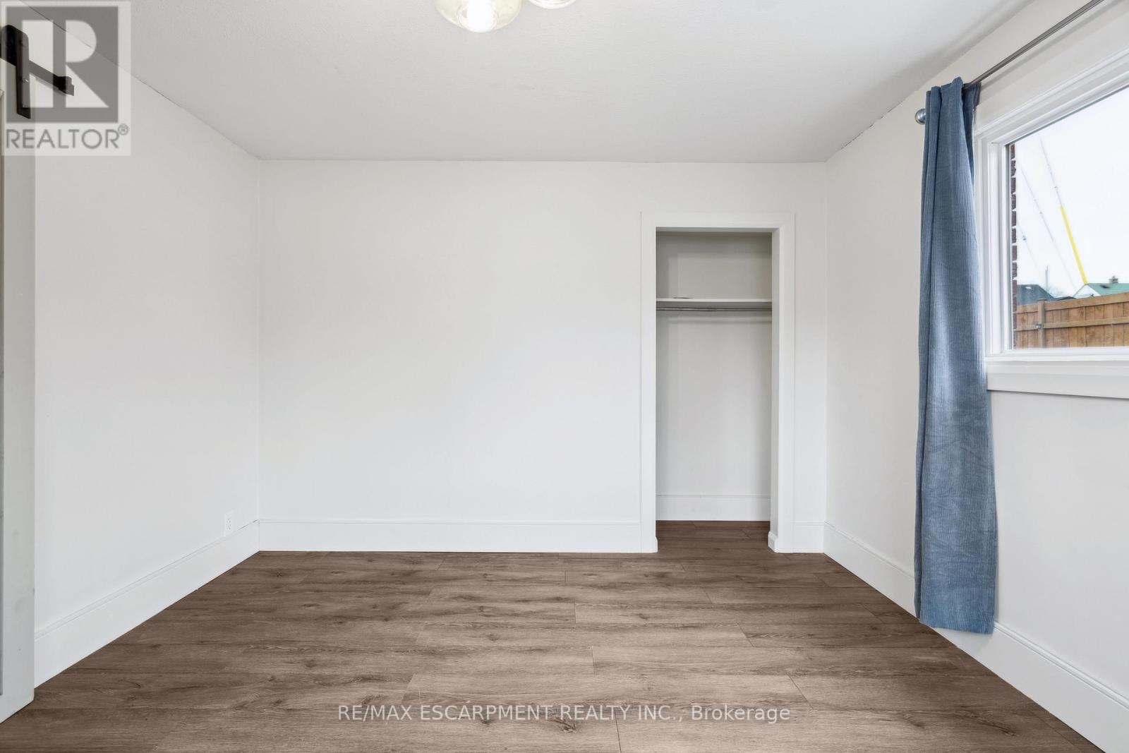 Lower Unit - 80 East Street, Cambridge, Ontario  N1R 4P3 - Photo 17 - X12054695