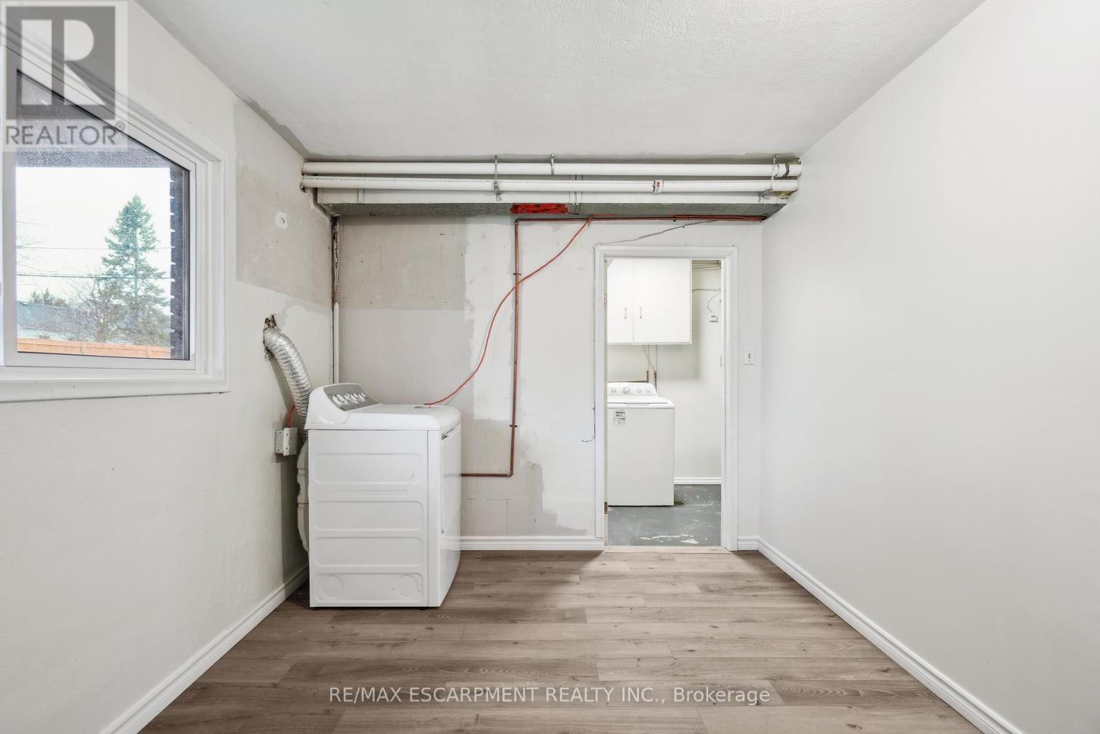 Lower Unit - 80 East Street, Cambridge, Ontario  N1R 4P3 - Photo 20 - X12054695