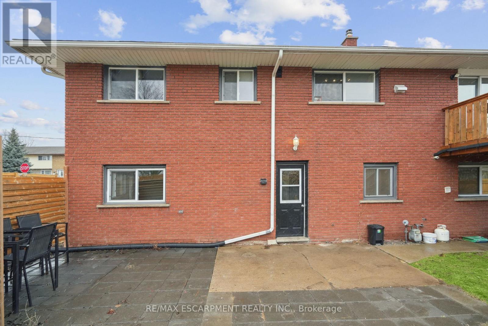 Lower Unit - 80 East Street, Cambridge, Ontario  N1R 4P3 - Photo 23 - X12054695