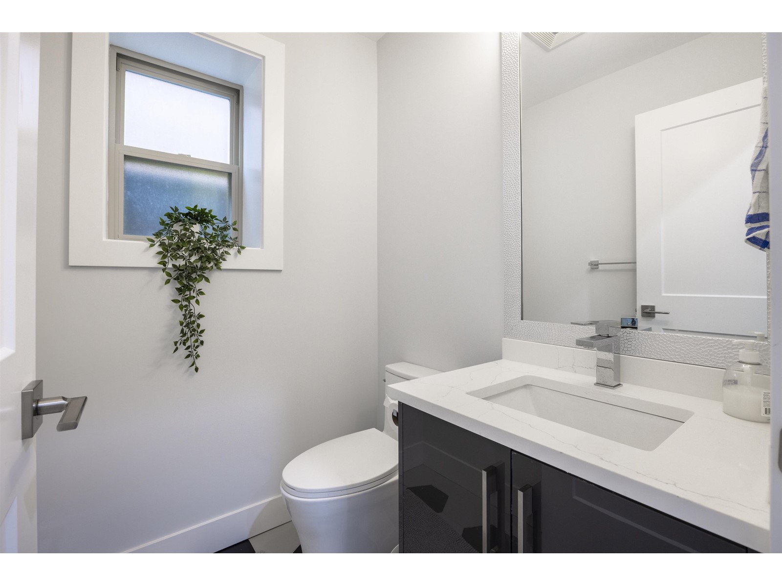 19316 71 Avenue, Surrey, British Columbia  V4N 6V1 - Photo 32 - R2982204