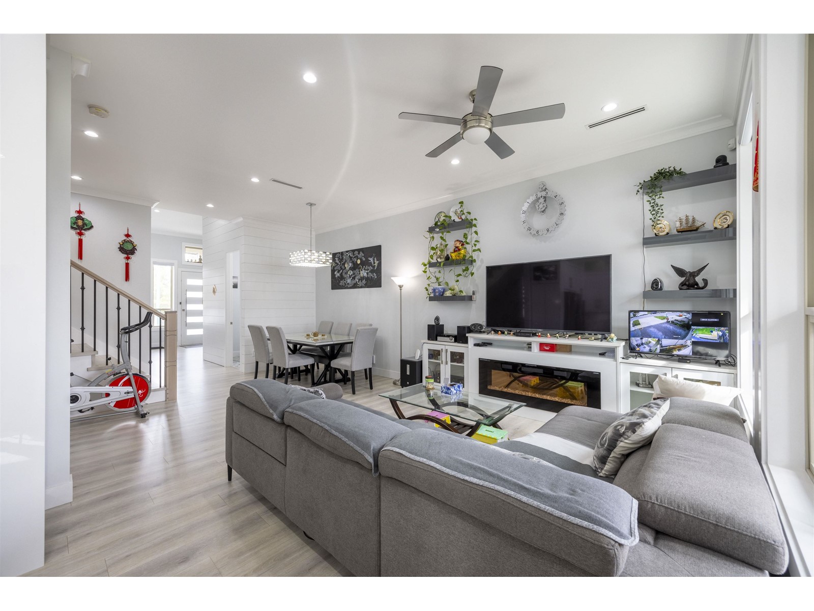 19316 71 Avenue, Surrey, British Columbia  V4N 6V1 - Photo 5 - R2982204