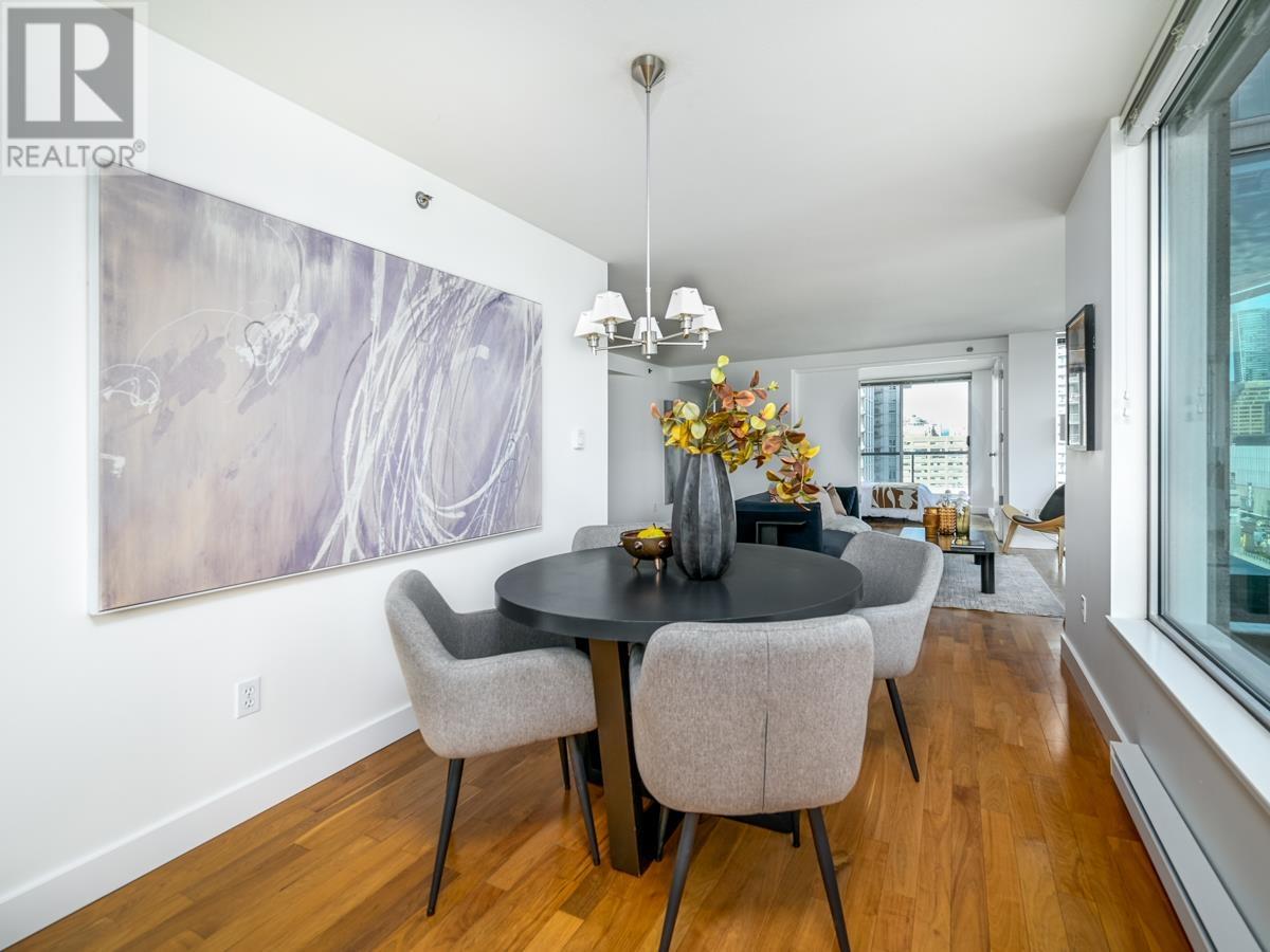 Listing Picture 3 of 24 : 1603 889 HOMER STREET, Vancouver / 溫哥華 - 魯藝地產 Yvonne Lu Group - MLS Medallion Club Member