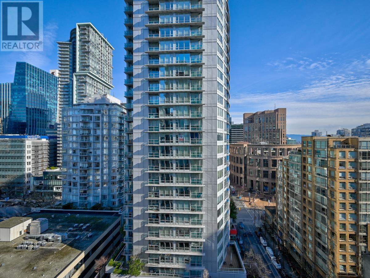 Listing Picture 14 of 24 : 1603 889 HOMER STREET, Vancouver / 溫哥華 - 魯藝地產 Yvonne Lu Group - MLS Medallion Club Member