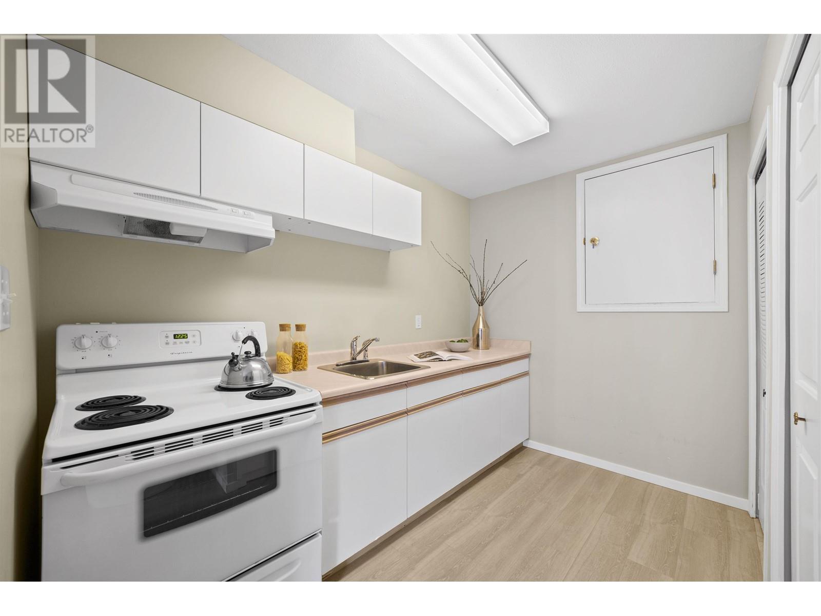 2365 W 13th Avenue, Vancouver, British Columbia  V6K 2S5 - Photo 24 - R2984129