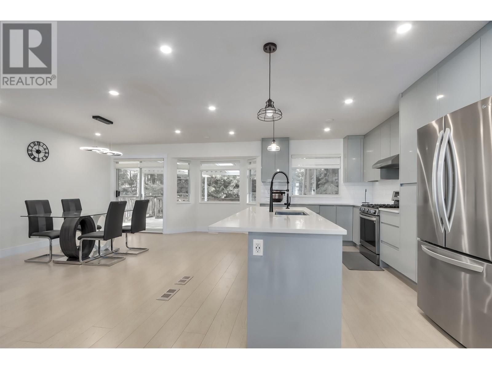 1287 White Pine Place, Coquitlam, British Columbia  V3B 6Y5 - Photo 6 - R2984463