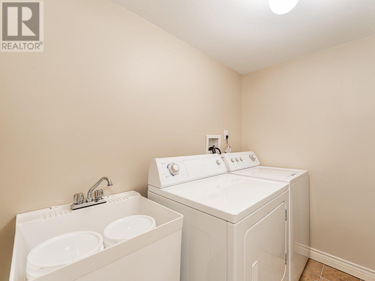 1508 Stoneridge Lane, Coquitlam, British Columbia  V3E 3K6 - Photo 24 - R2984312