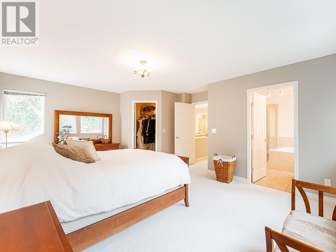 1508 Stoneridge Lane, Coquitlam, British Columbia  V3E 3K6 - Photo 14 - R2984312
