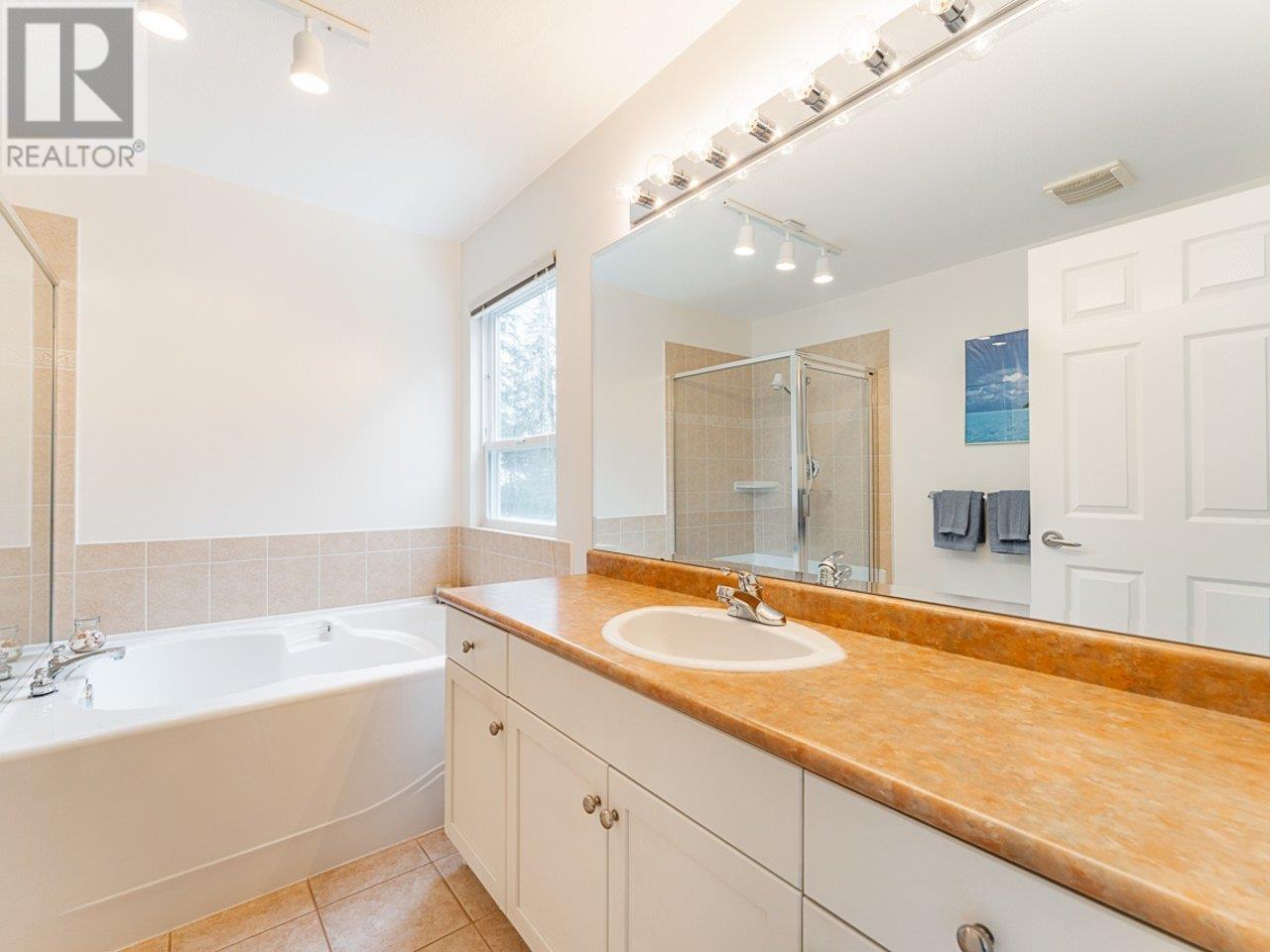 1508 Stoneridge Lane, Coquitlam, British Columbia  V3E 3K6 - Photo 15 - R2984312