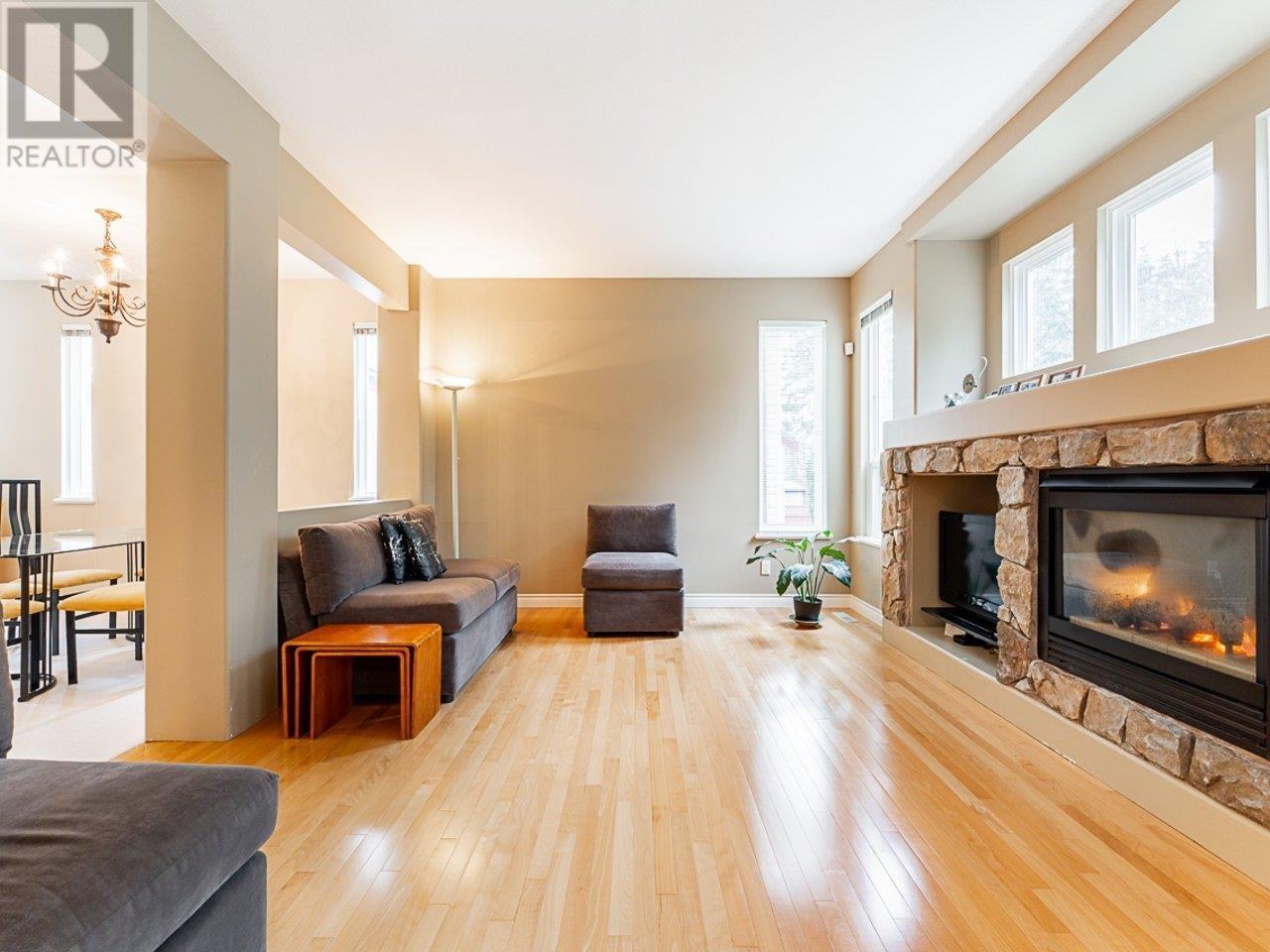 1508 Stoneridge Lane, Coquitlam, British Columbia  V3E 3K6 - Photo 6 - R2984312