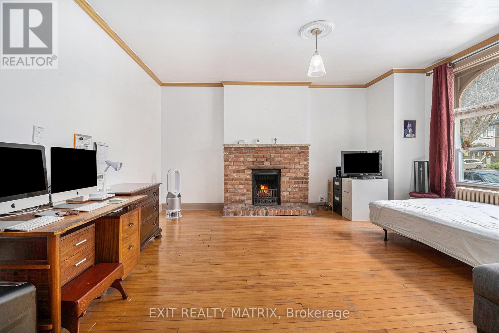 Property at 14 SOMERSET STREET W image 3