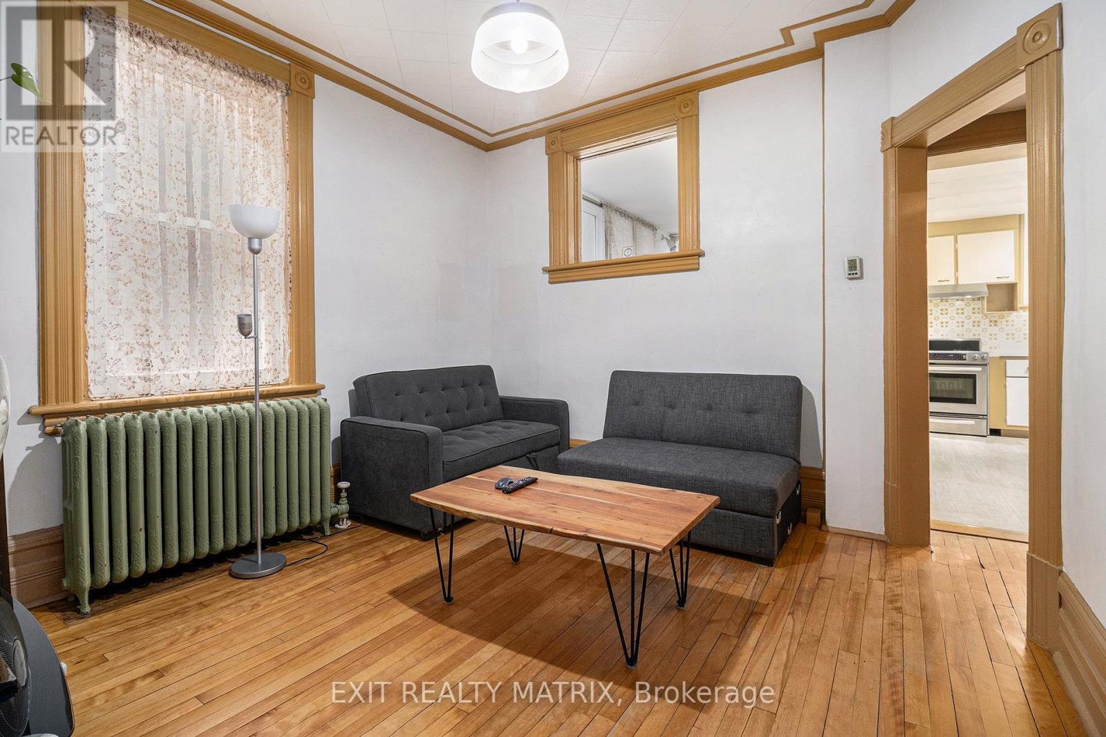 Property at 14 SOMERSET STREET W image 5