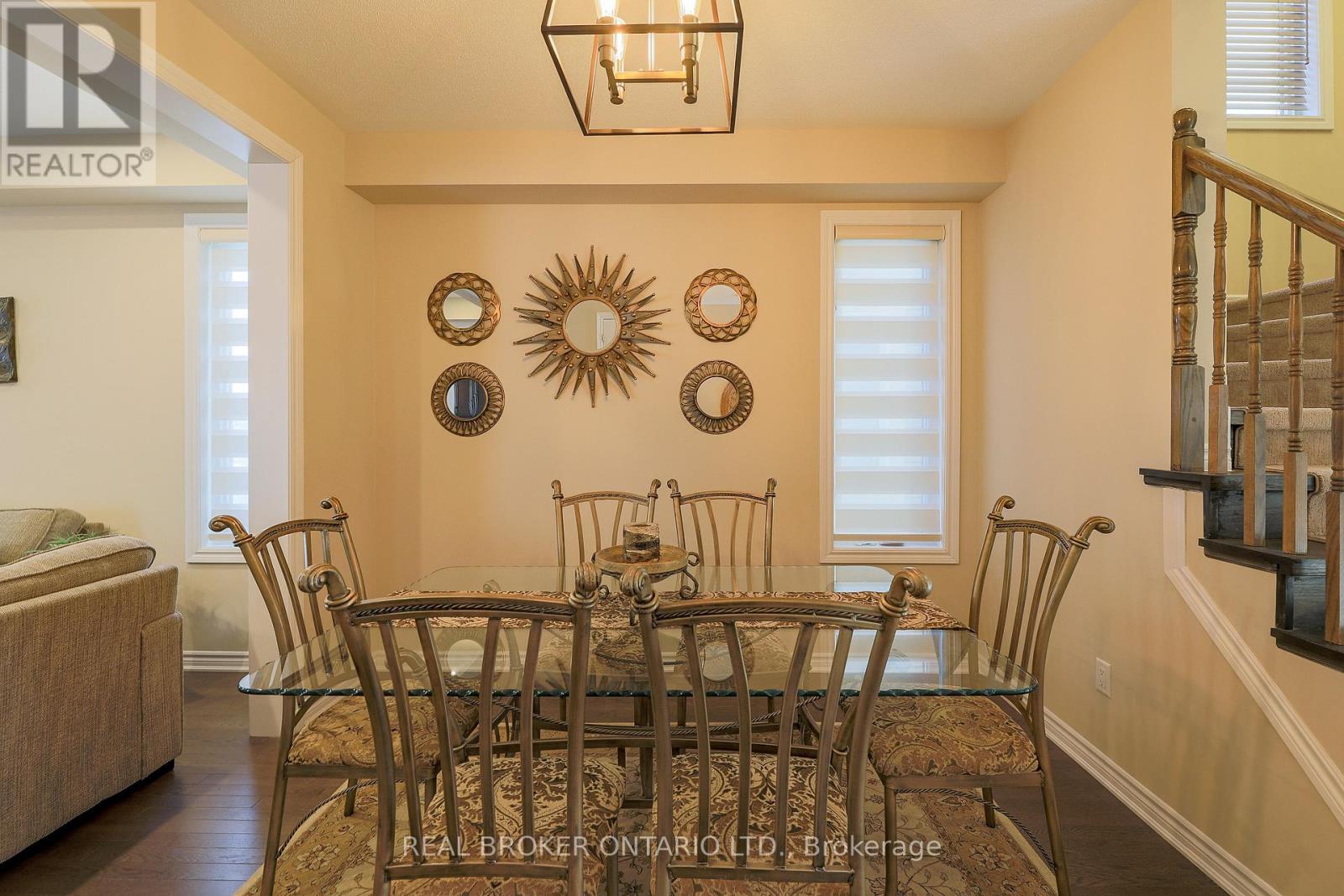 Property at 229 MEADOWBREEZE DRIVE image 5
