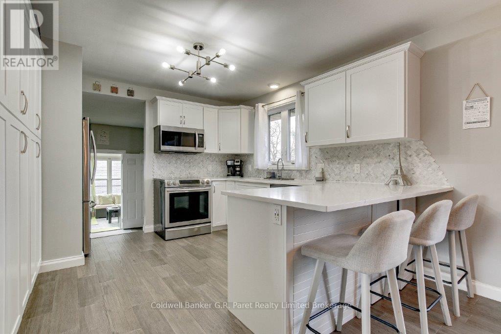 306 Adams Avenue, Norfolk, Ontario  N4B 2Y5 - Photo 10 - X12054732