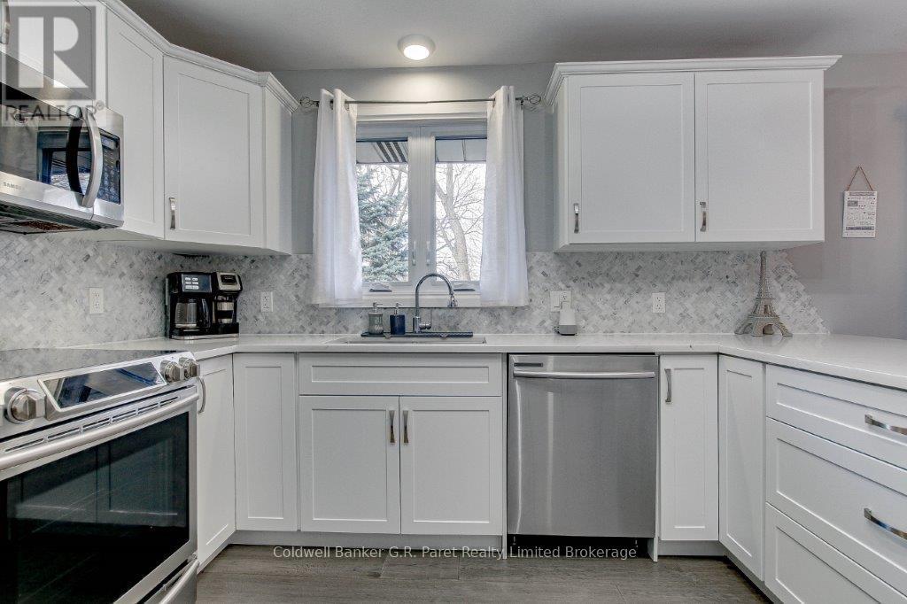 306 Adams Avenue, Norfolk, Ontario  N4B 2Y5 - Photo 11 - X12054732