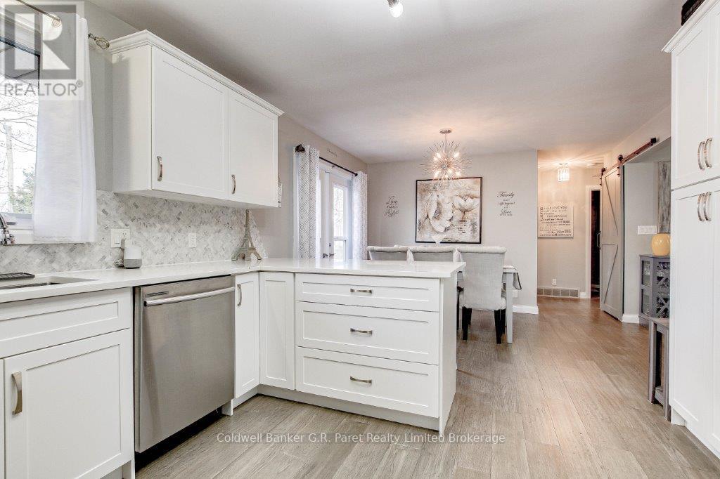 306 Adams Avenue, Norfolk, Ontario  N4B 2Y5 - Photo 12 - X12054732