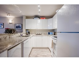 102 22022 49 AVENUE, Langley property photo listing R2983954 for sale