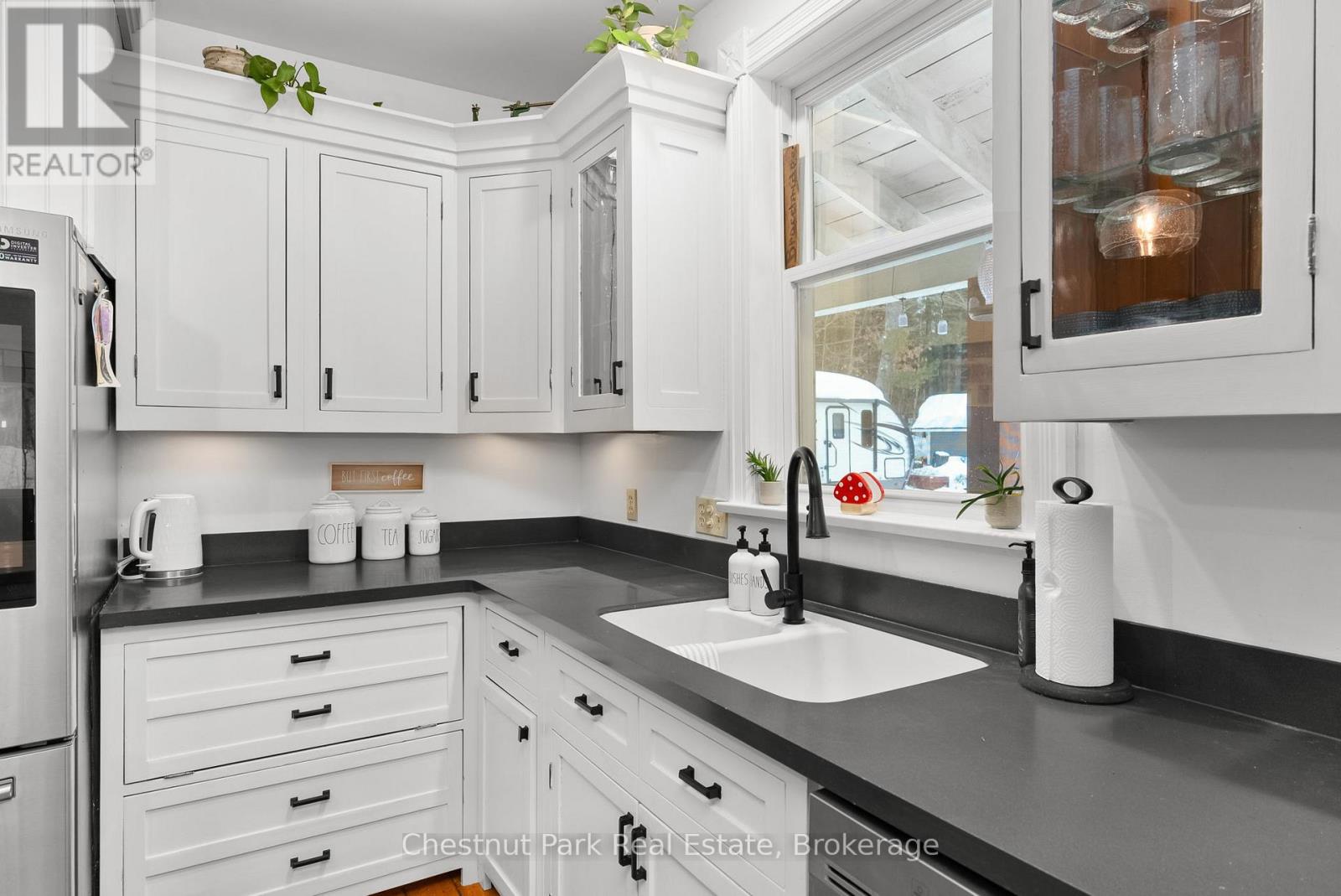 1236 Butter & Egg Road, Muskoka Lakes, Ontario  P1L 1X4 - Photo 32 - X12041515