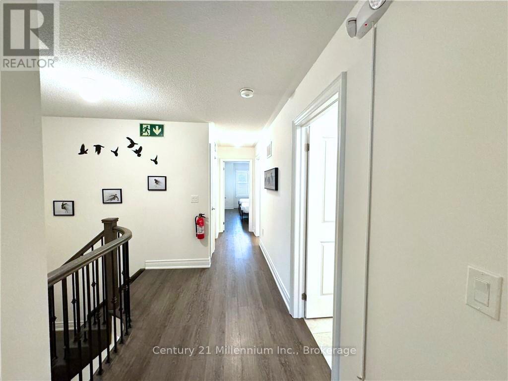 24 - 171 Snowbridge Way, Blue Mountains, Ontario  L9Y 0V1 - Photo 20 - X12054858