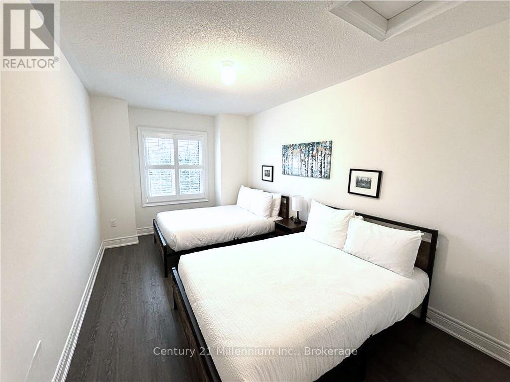 24 - 171 Snowbridge Way, Blue Mountains, Ontario  L9Y 0V1 - Photo 29 - X12054858