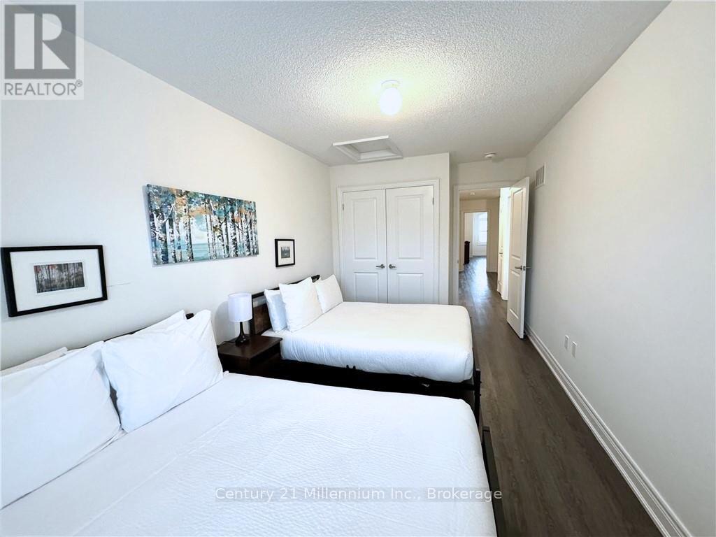 24 - 171 Snowbridge Way, Blue Mountains, Ontario  L9Y 0V1 - Photo 30 - X12054858