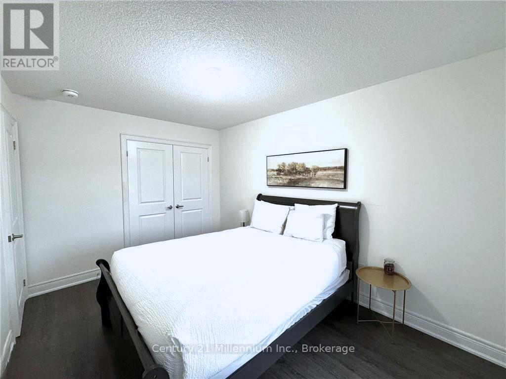 24 - 171 Snowbridge Way, Blue Mountains, Ontario  L9Y 0V1 - Photo 34 - X12054858
