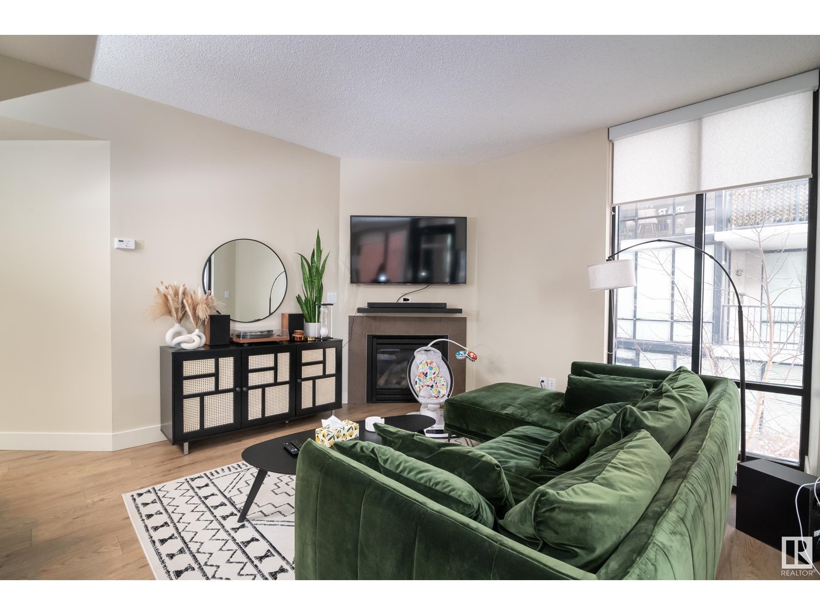 Property at #304 11933 JASPER AV NW image 4