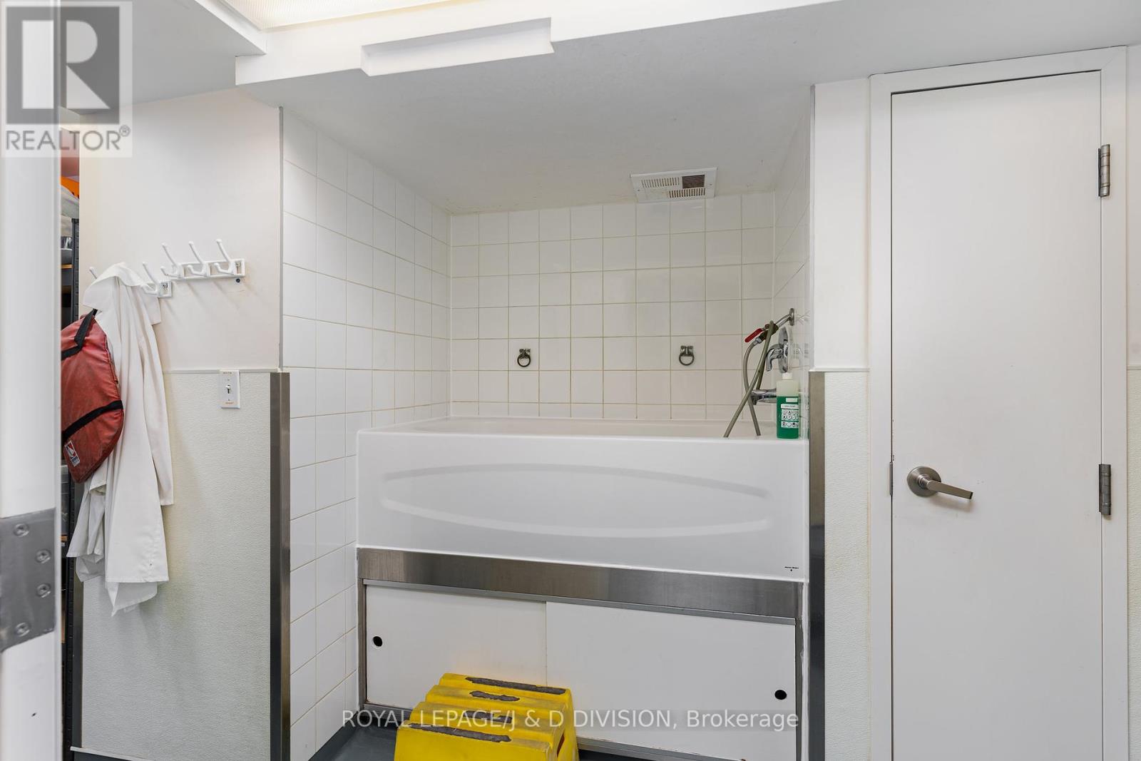 29 Chaplin Crescent, Toronto, Ontario  M5P 1A2 - Photo 37 - C12054765