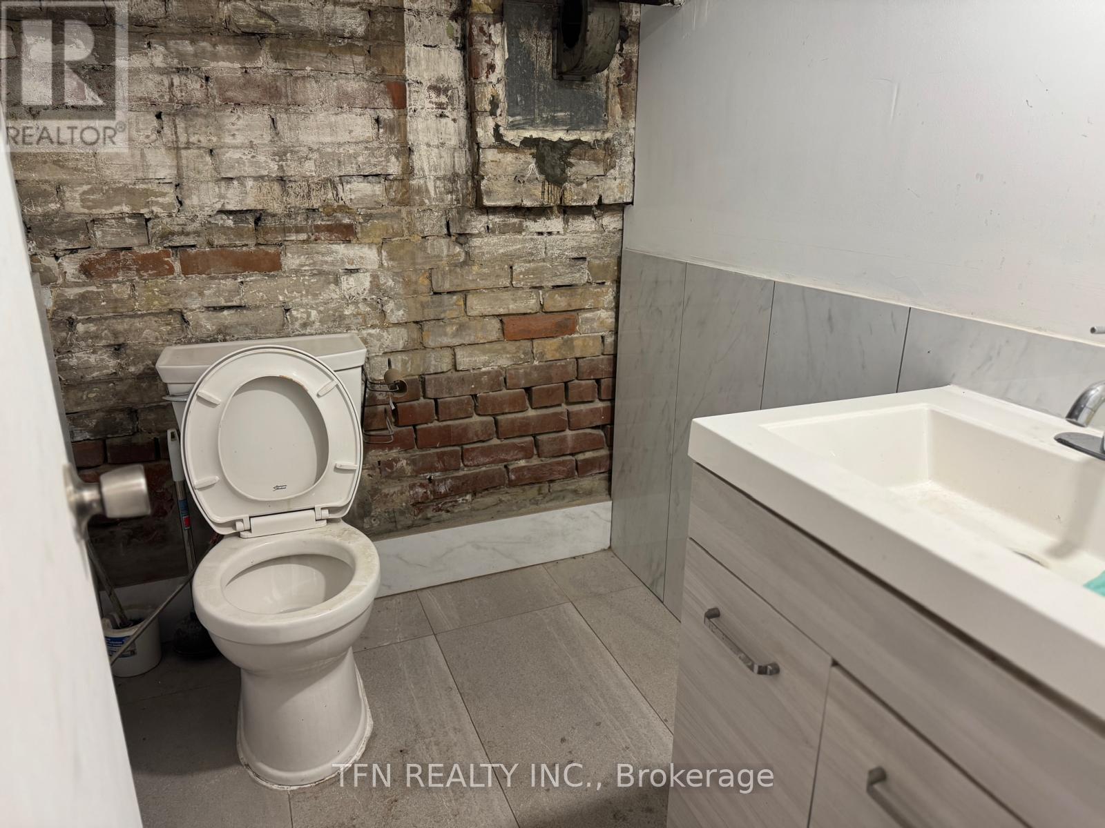416 Parliament Street, Toronto, Ontario  M5A 3Y2 - Photo 9 - C12054854
