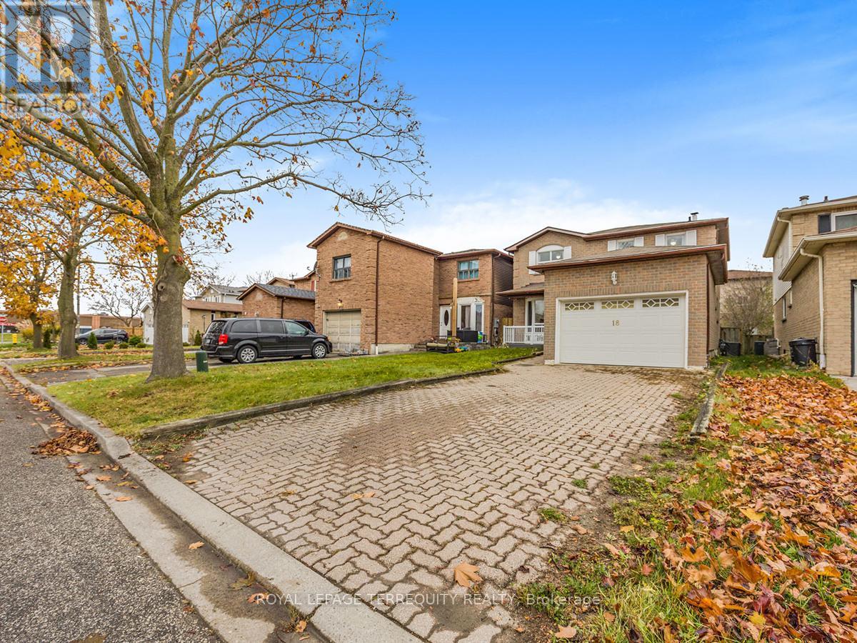 18 CHARLTON CRESCENT, Ajax, Ontario