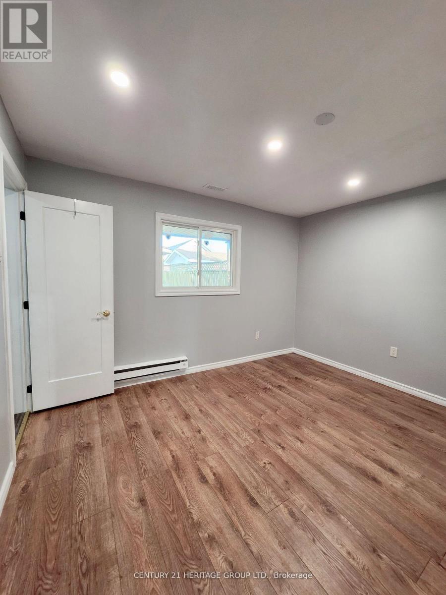 493 Lake Drive S, Georgina, Ontario  L4P 1R5 - Photo 16 - N12054773