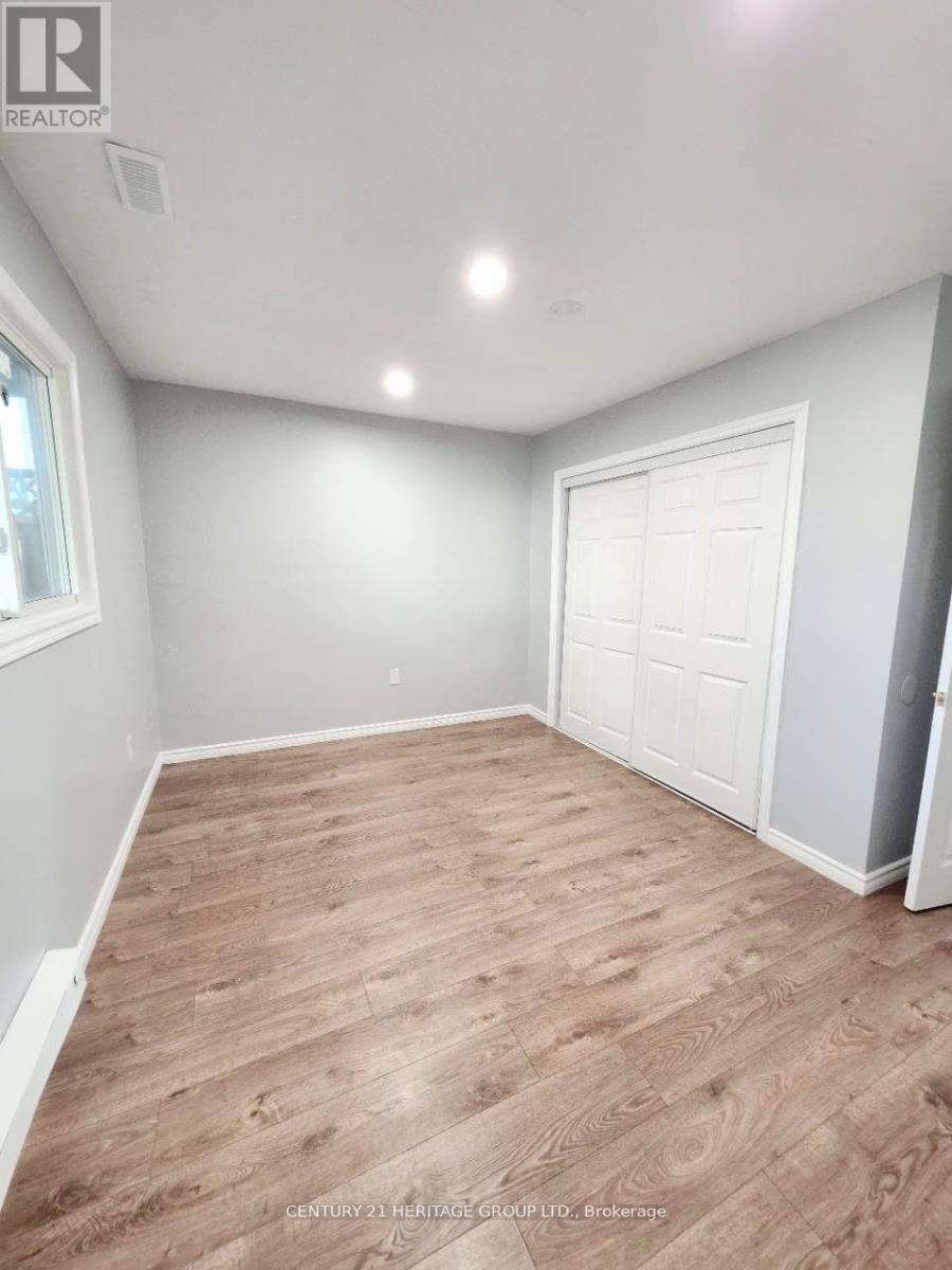 493 Lake Drive S, Georgina, Ontario  L4P 1R5 - Photo 17 - N12054773