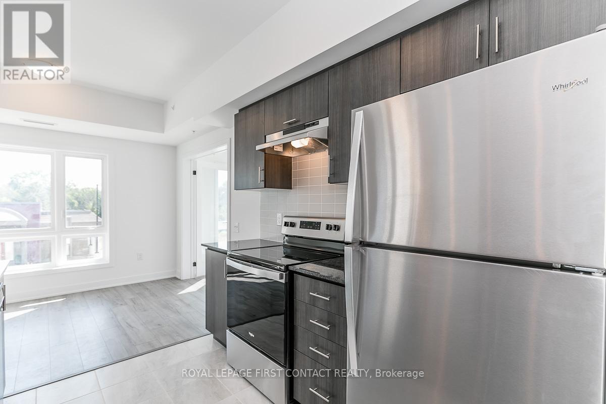 101 - 8 Culinary Lane, Barrie, Ontario  L9J 0J9 - Photo 7 - S12054801