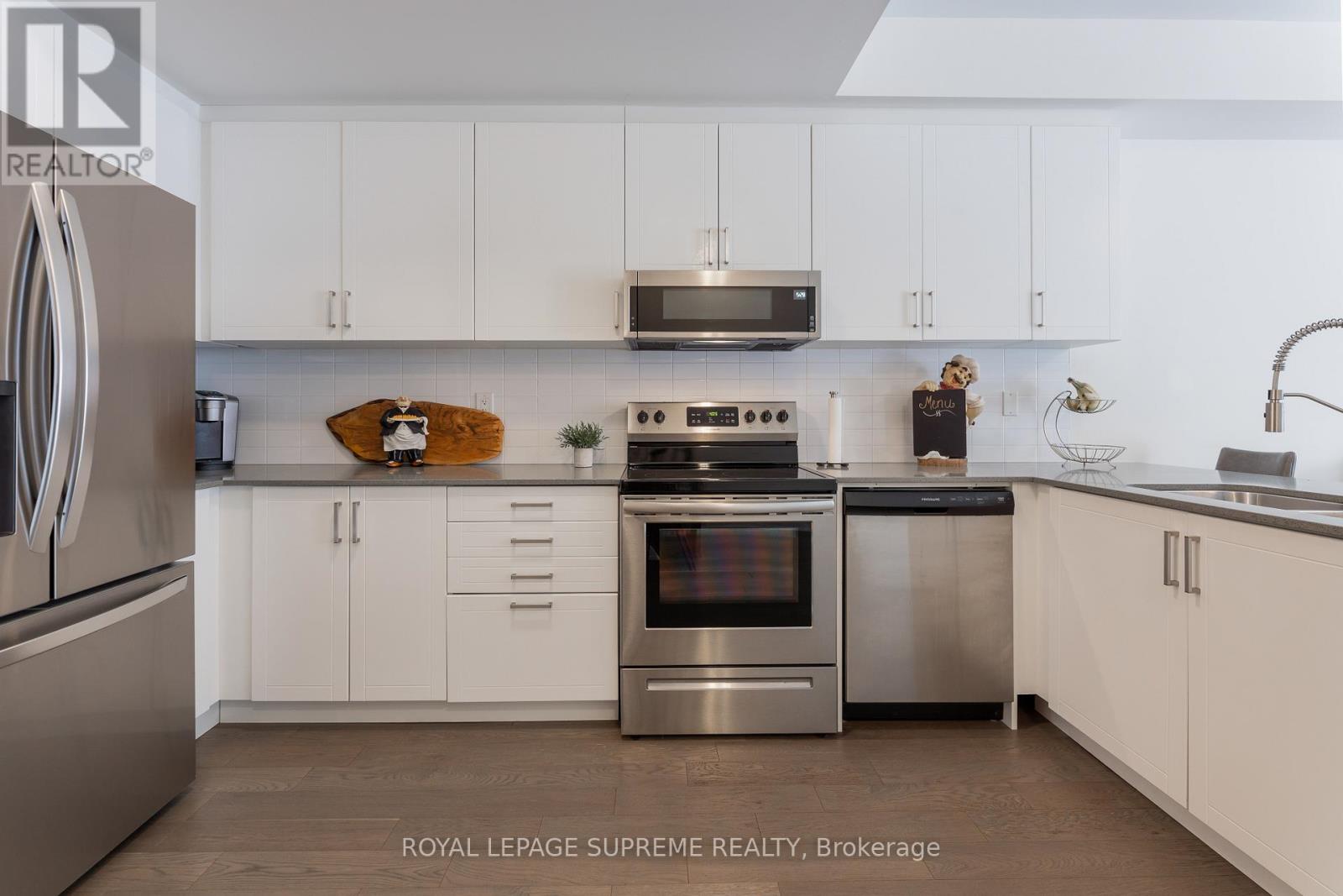115 William Duncan Road, Toronto, Ontario  M3K 0C7 - Photo 10 - W12054758