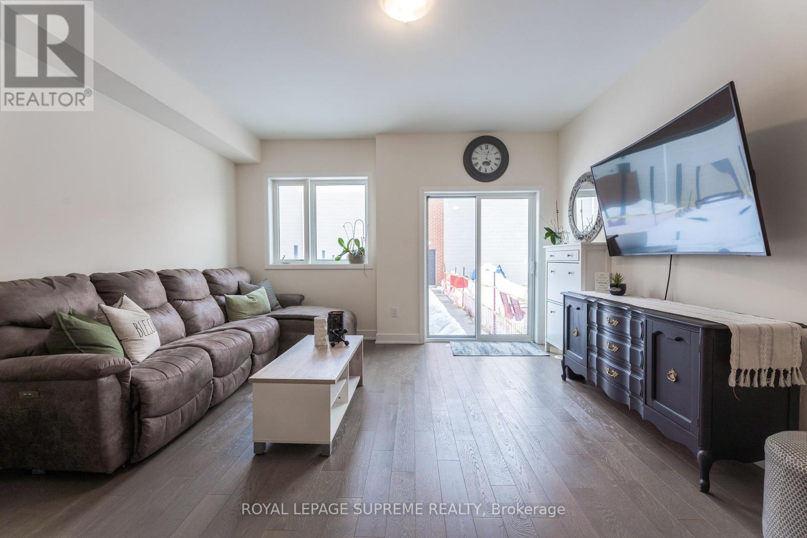 115 William Duncan Road, Toronto, Ontario  M3K 0C7 - Photo 11 - W12054758