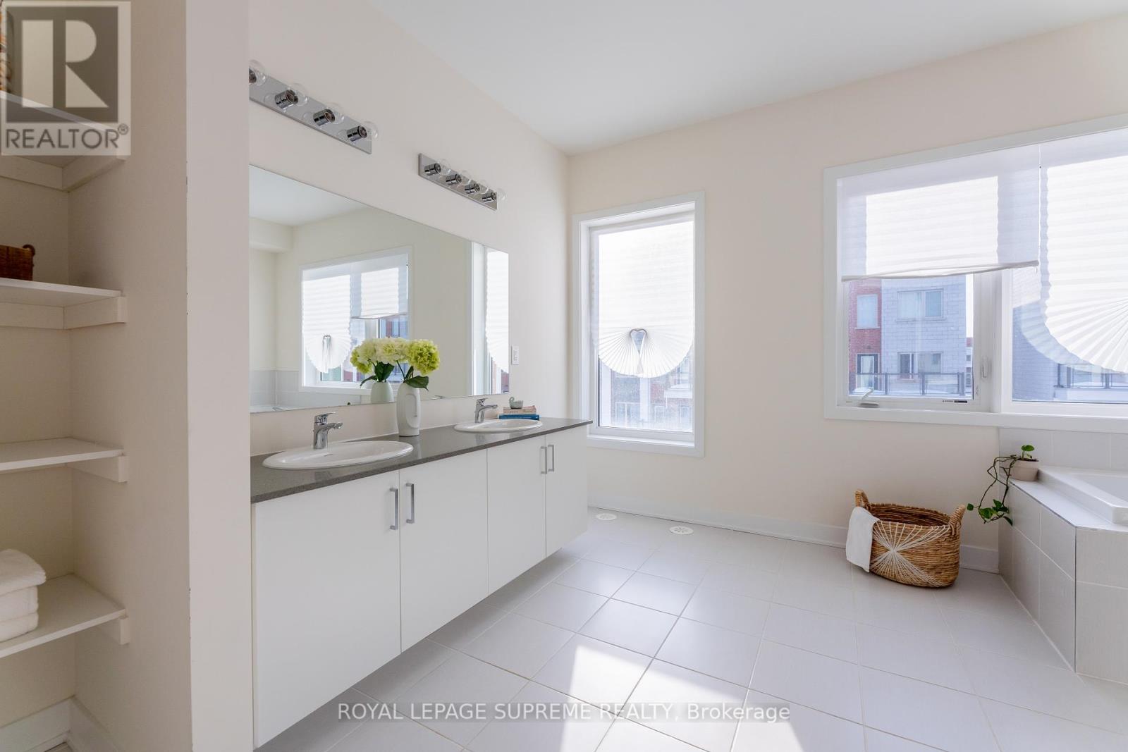 115 William Duncan Road, Toronto, Ontario  M3K 0C7 - Photo 20 - W12054758