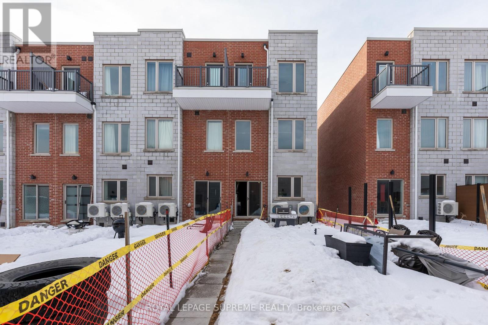115 William Duncan Road, Toronto, Ontario  M3K 0C7 - Photo 28 - W12054758