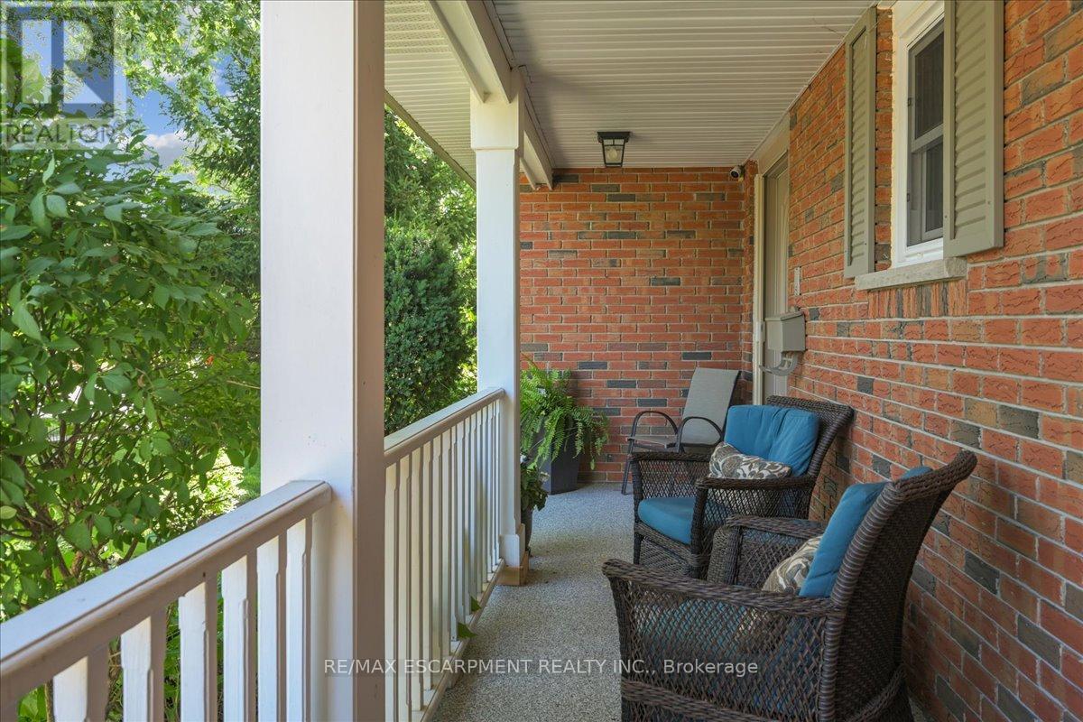 Property at 1580 WOODEDEN DRIVE image 4