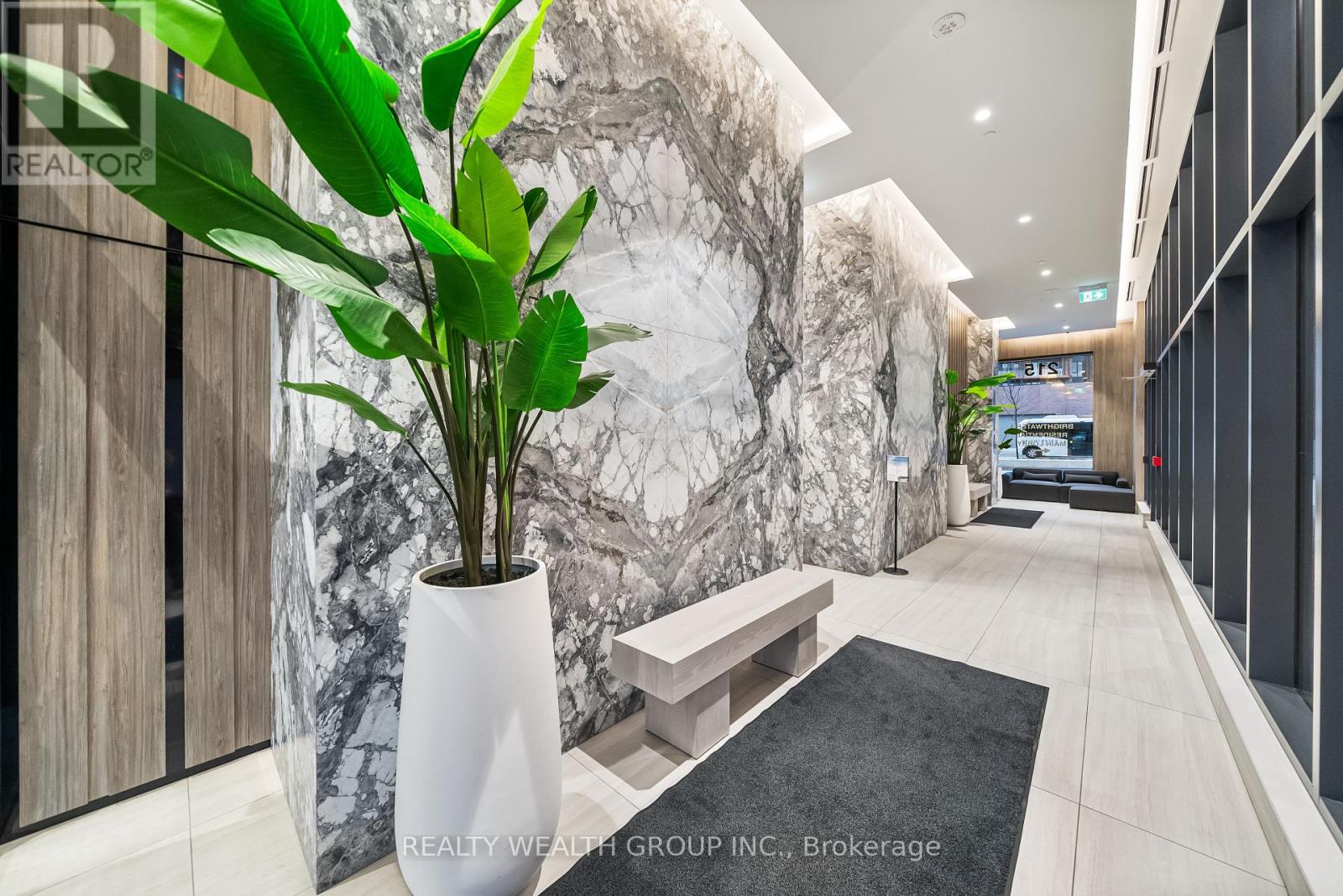 Property at 208 - 215 LAKESHORE ROAD W image 4